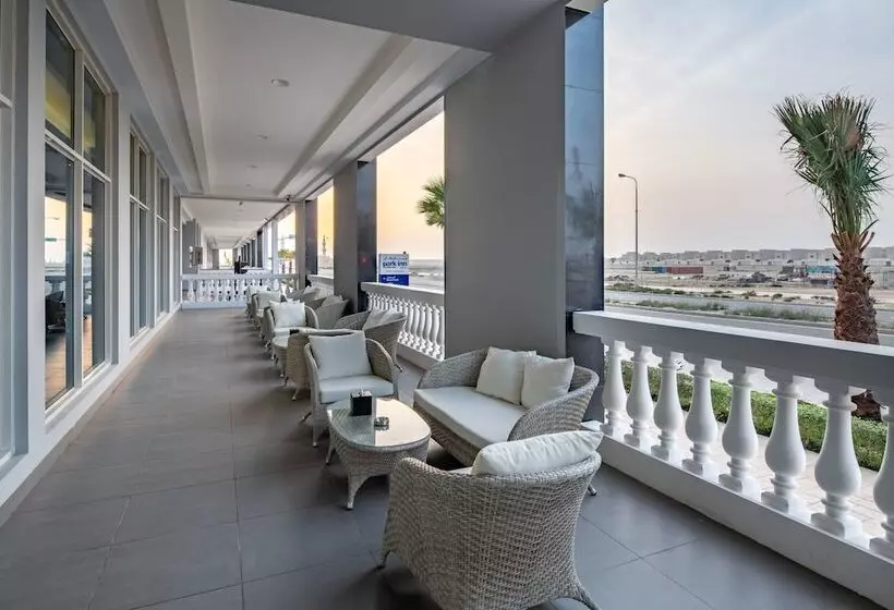 Fotos del hotel Park Inn By Radisson Jubail Industrial City:  8