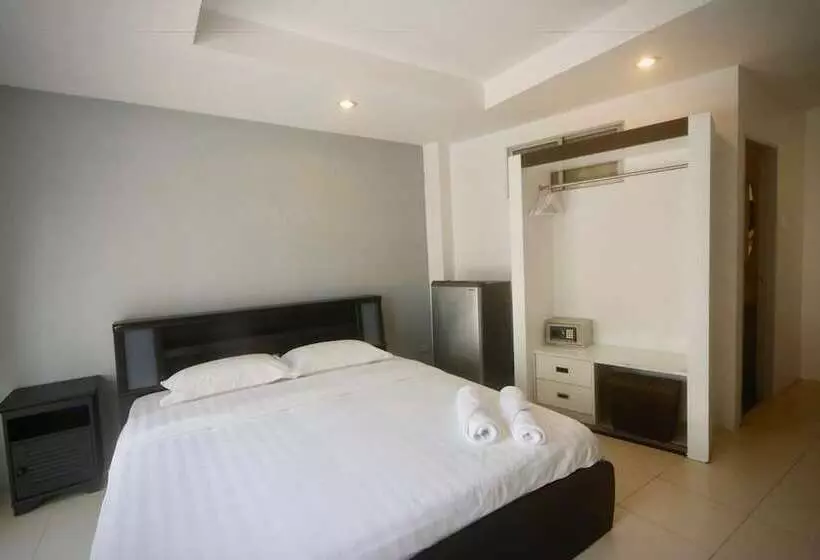 Fotos del hotel C&c Residence Bistro Restaurant:  2