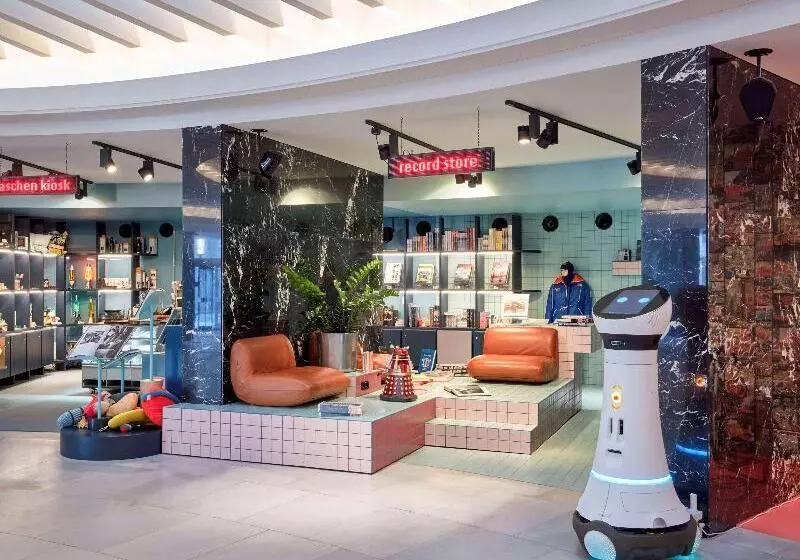 Fotos del hotel 25hours  The Circle:  12