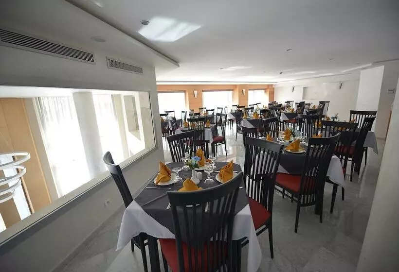 Fotos del hotel Annakhil:  8