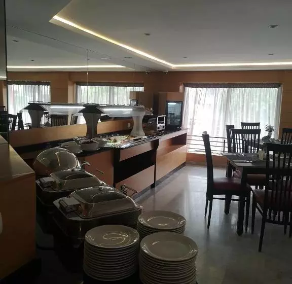 Fotos del hotel Annakhil:  9