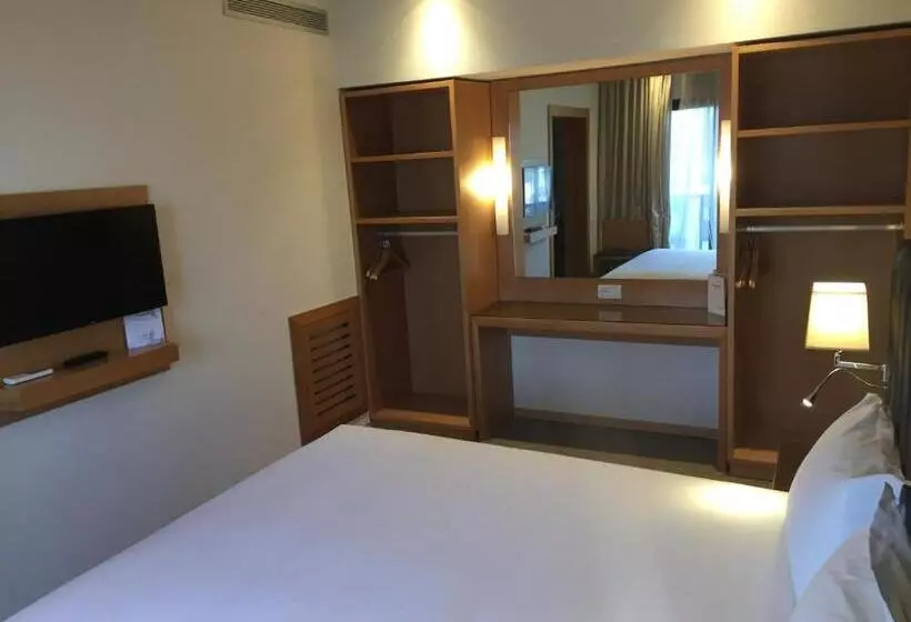 Fotos del hotel Annakhil:  21