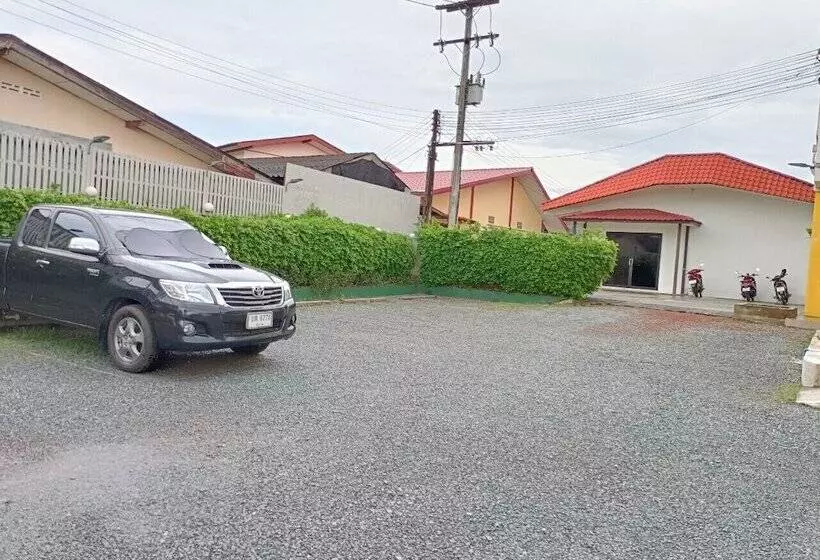 Fotos del hotel Nakhonchanthani:  20