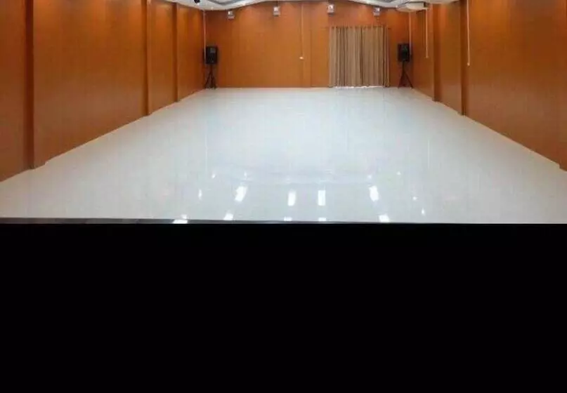 Fotos del hotel Nakhonchanthani:  3