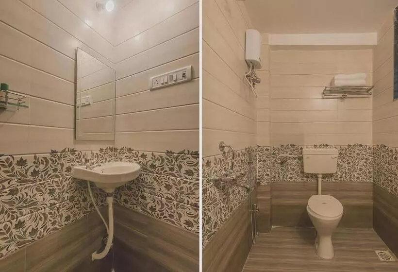 Fotos del hotel Oyo 10005 Borivali:  5