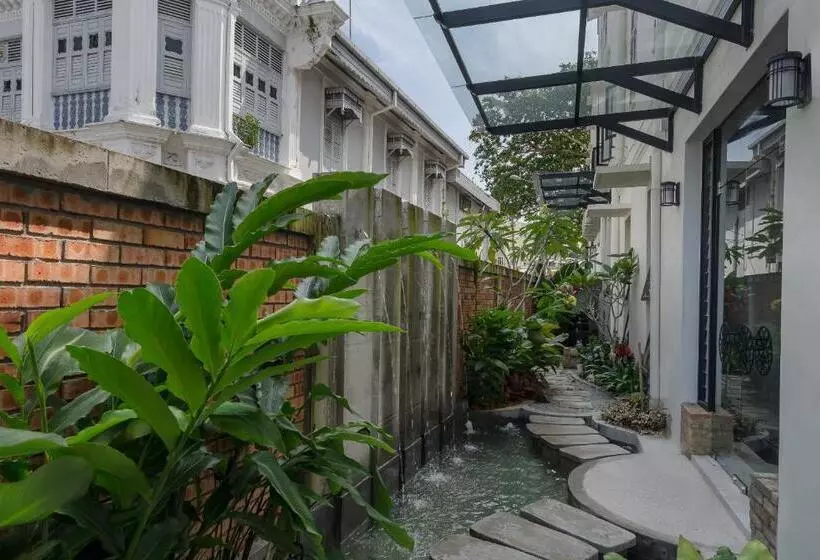 Fotos del hotel Treasures Hotel And Suites:  17