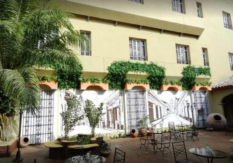 Fotos del hotel E Colonial:  8