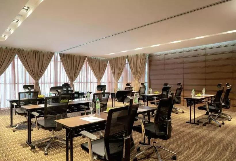 Fotos del hotel Movenpick Hotel & Convention Centre Klia:  12