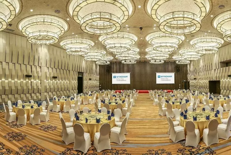 Fotos del hotel Ramada Plaza By Wyndham Sanya Bay:  7