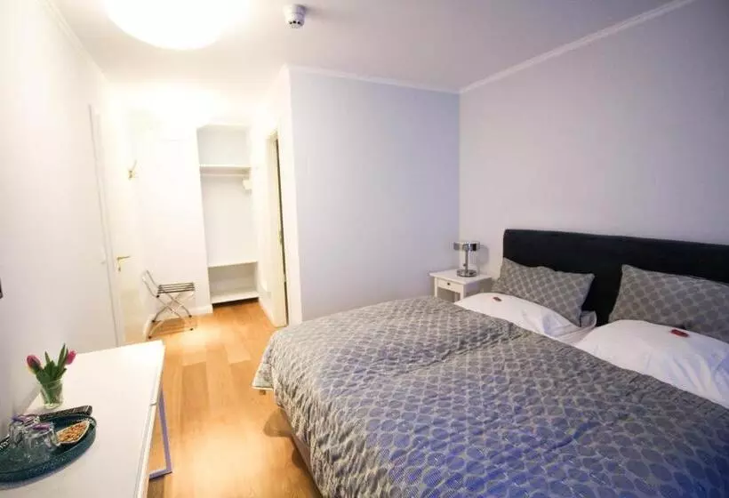 Fotos del hotel Das Kleine  In München:  12