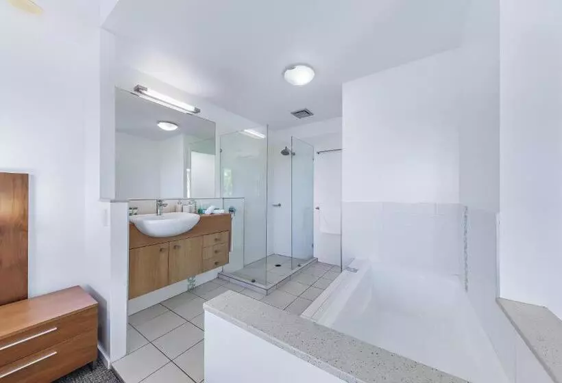 Fotos del hotel Summit Apartments Airlie Beach:  8