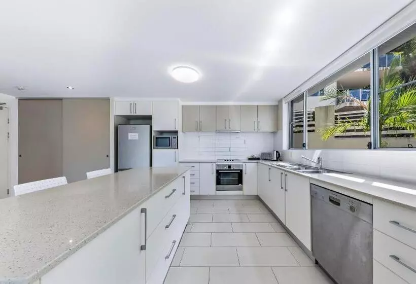 Fotos del hotel Summit Apartments Airlie Beach:  11