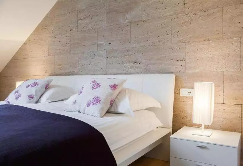 Fotos del hotel Laura Lux Suites:  7