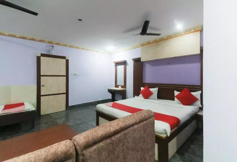 Fotos del hotel Nirmala Residency:  5