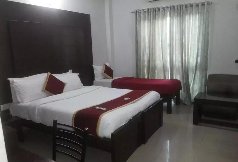 Fotos del hotel Orion Residency:  3