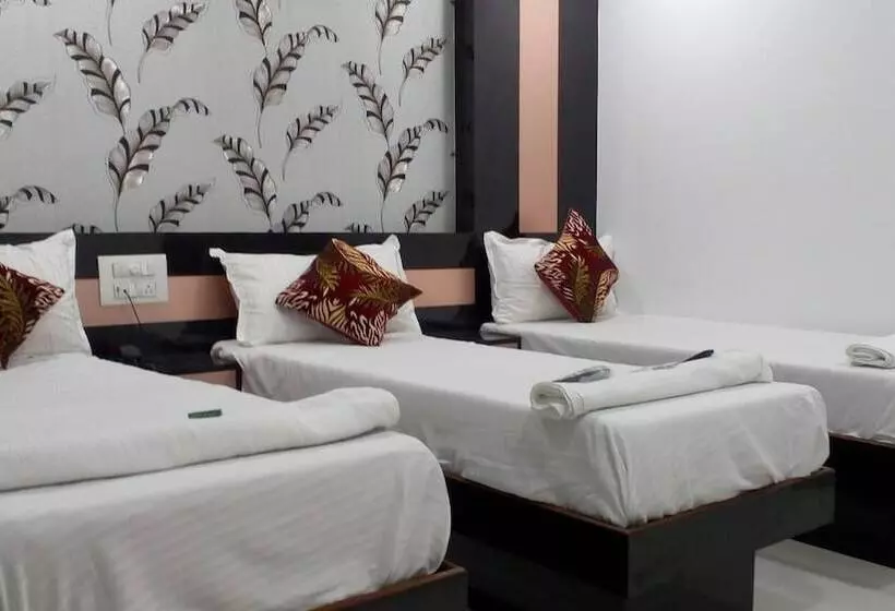 Fotos del hotel Sion Residency:  4