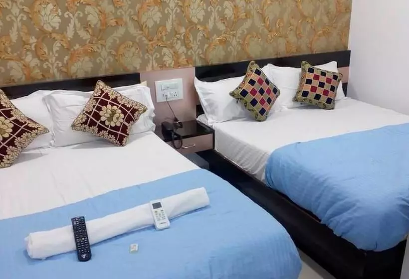 Fotos del hotel Sion Residency:  14