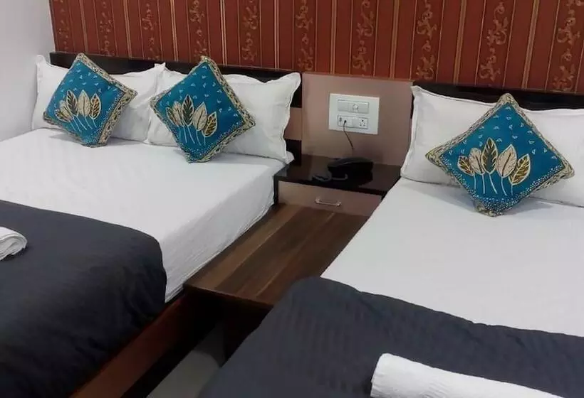 Fotos del hotel Sion Residency:  22