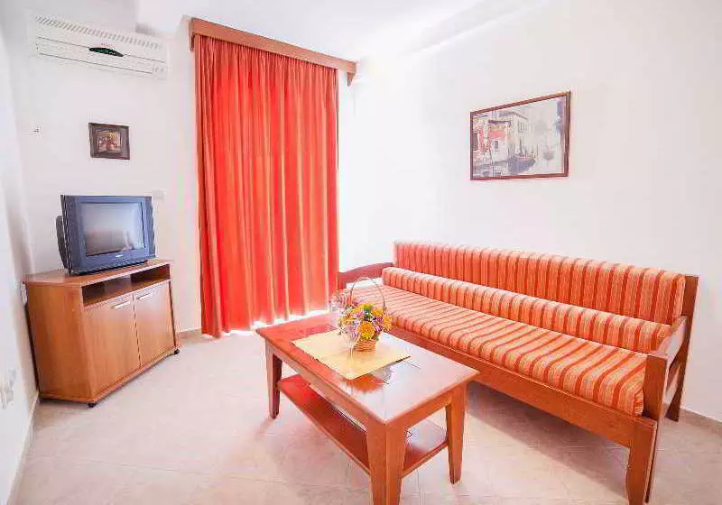 Fotos del hotel Apartments Ivan:  17