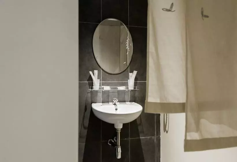 Fotos del hotel Bunk & Bilik Hotel Sri Petaling:  8