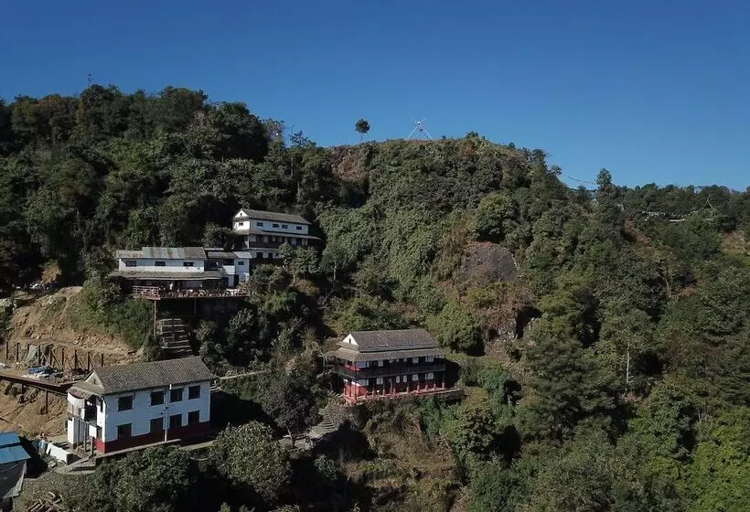 Everest Manla Resort