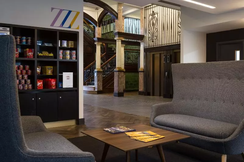 Fotos del hotel Roomzzz Manchester Corn Exchange:  3