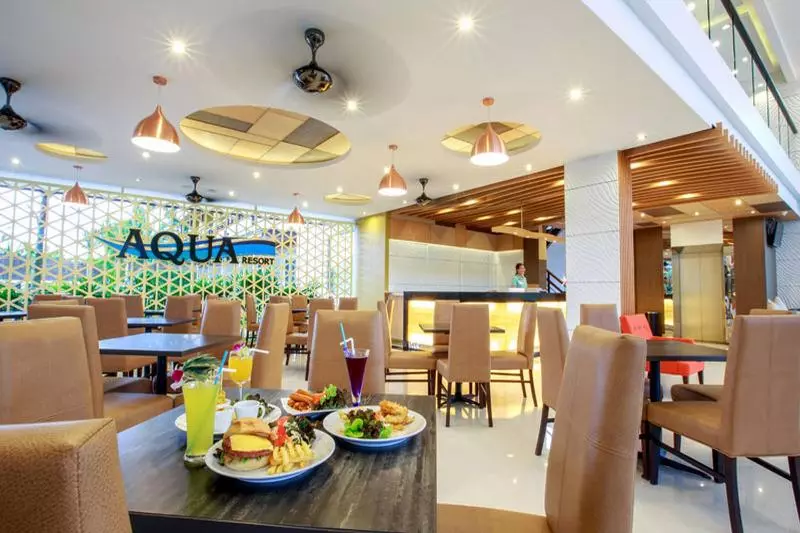 Fotos del hotel Aqua Resort Phuket:  5