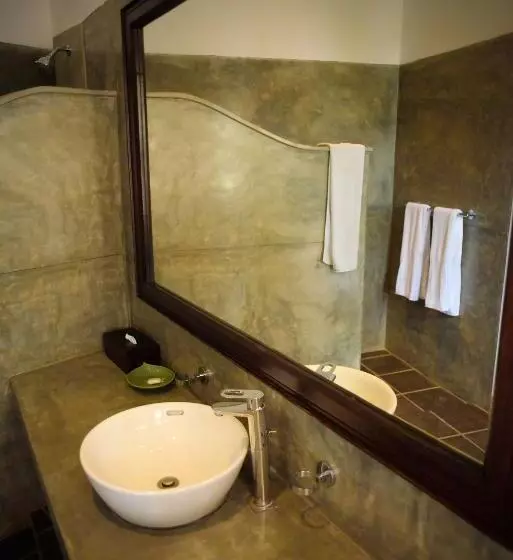 Fotos del hotel Kingfisher:  15