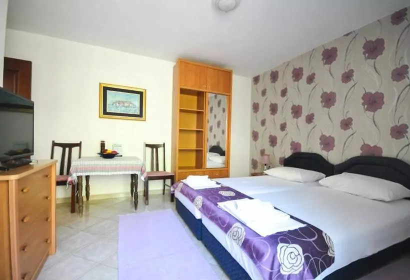 Fotos del hotel Villa Balic:  7
