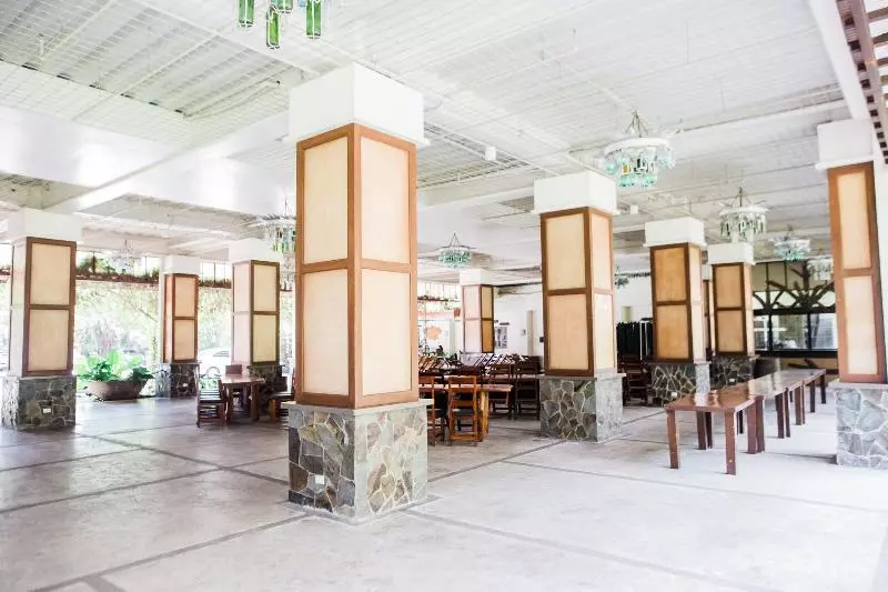 Fotos del hotel Nature's Village Resort:  14