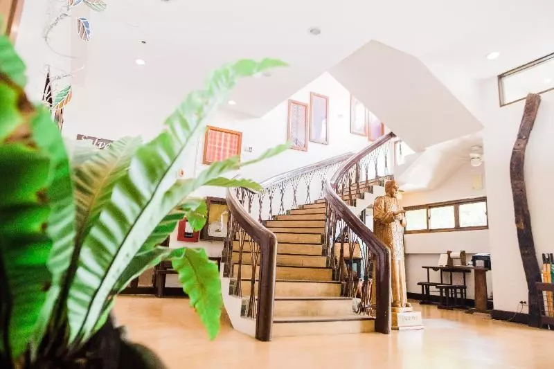 Fotos del hotel Nature's Village Resort:  10