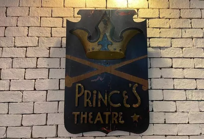 Fotos del hotel Prince Theatre Heritage Stay:  7