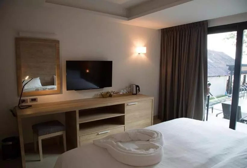 Fotos del hotel 15 Palms Beach Resort:  8