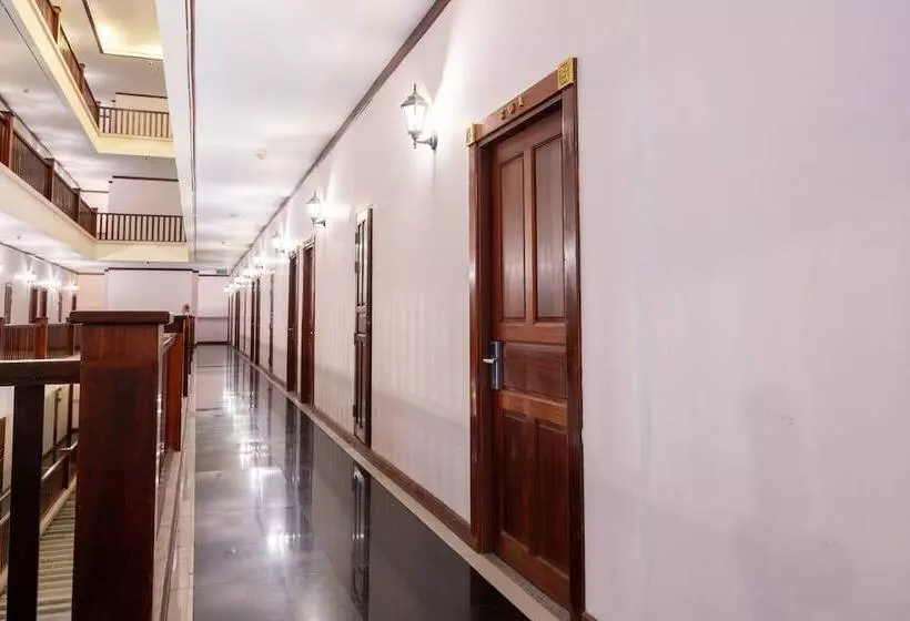 Fotos del hotel St Holiday:  10