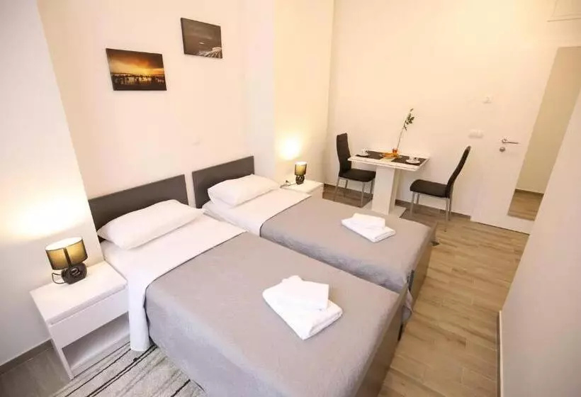 Fotos del hotel Sites Of Zadar Apartments:  6