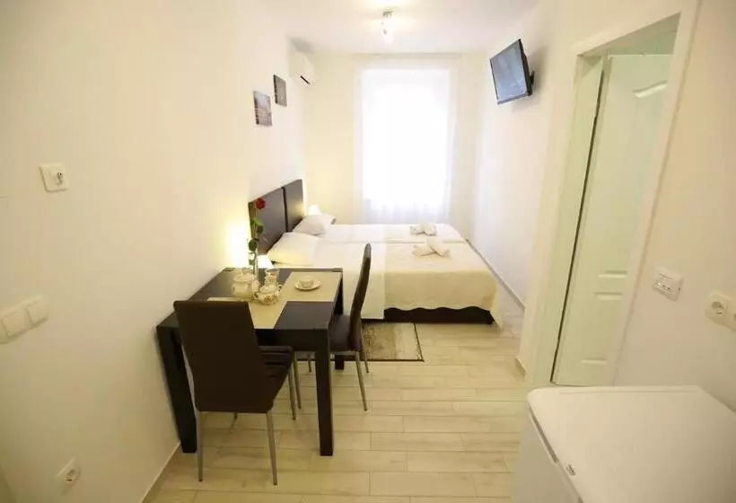 Fotos del hotel Sites Of Zadar Apartments:  11