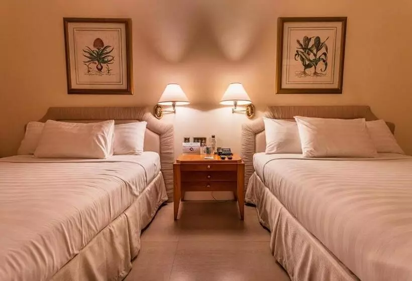 Fotos del hotel Subic Bay Yacht Club:  3