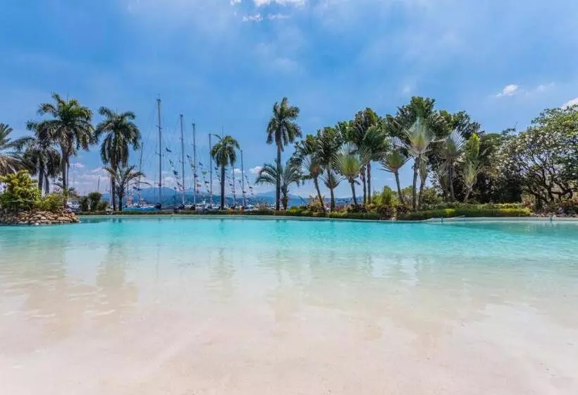 Fotos del hotel Subic Bay Yacht Club:  4
