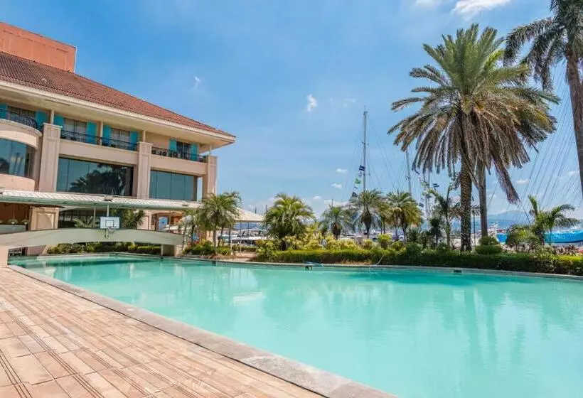 Fotos del hotel Subic Bay Yacht Club:  18