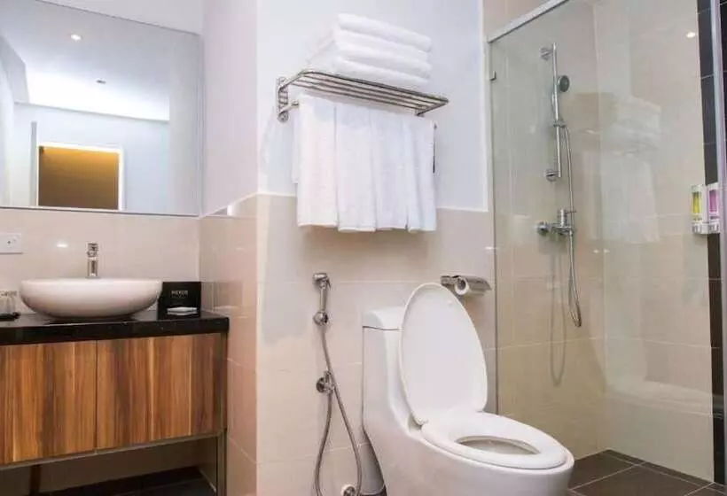 Fotos del hotel Nexus Regency Premier:  5