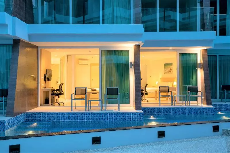 Fotos del hotel Best Western Plus The Beachfront:  23