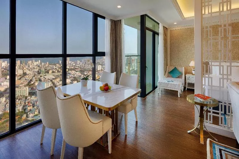 Fotos del hotel Vinpearl Condotel Riverfront Danang:  8