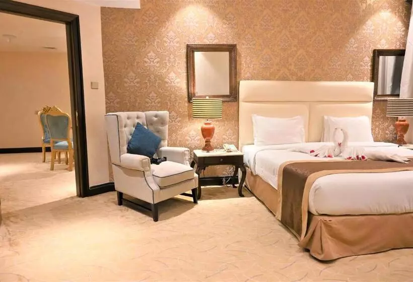 Fotos del hotel Tulip Inn Al Khan:  8