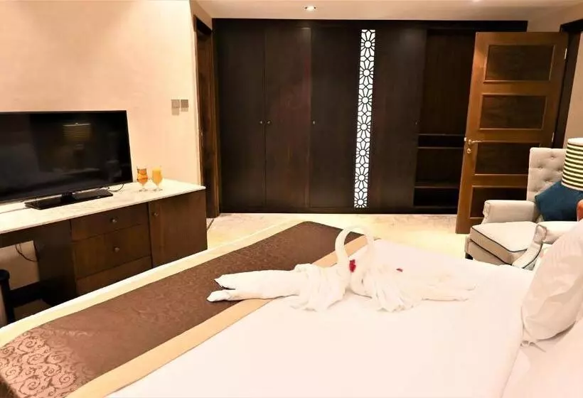 Fotos del hotel Tulip Inn Al Khan:  24