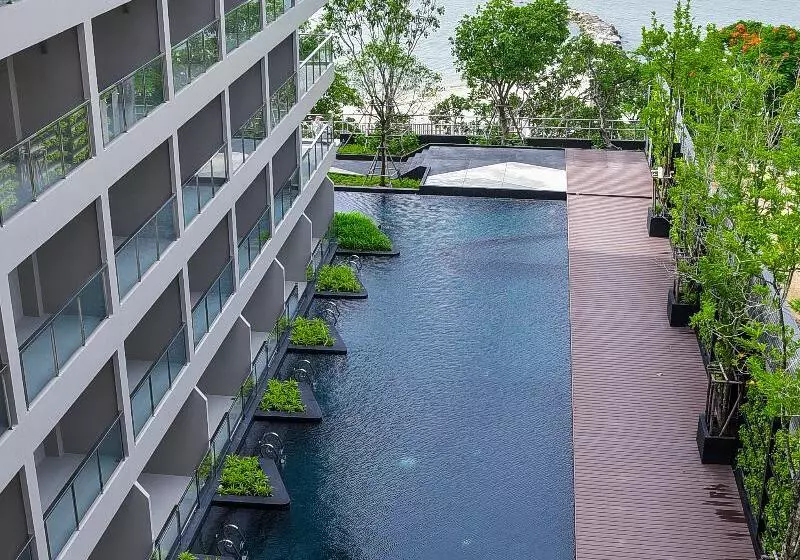 Fotos del hotel Golden Tulip Pattaya Beach Resort:  19