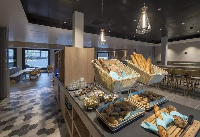 Fotos del hotel Holiday Inn Express Luzern  Kriens:  22