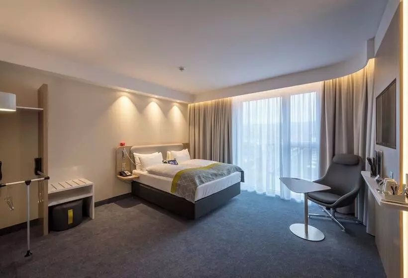 Fotos del hotel Holiday Inn Express Luzern  Kriens:  10