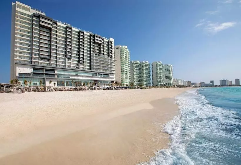 Fotos del hotel Royalton Chic Suites Cancun Resort &amp; Spa Adults Only  All Inclusive:  24