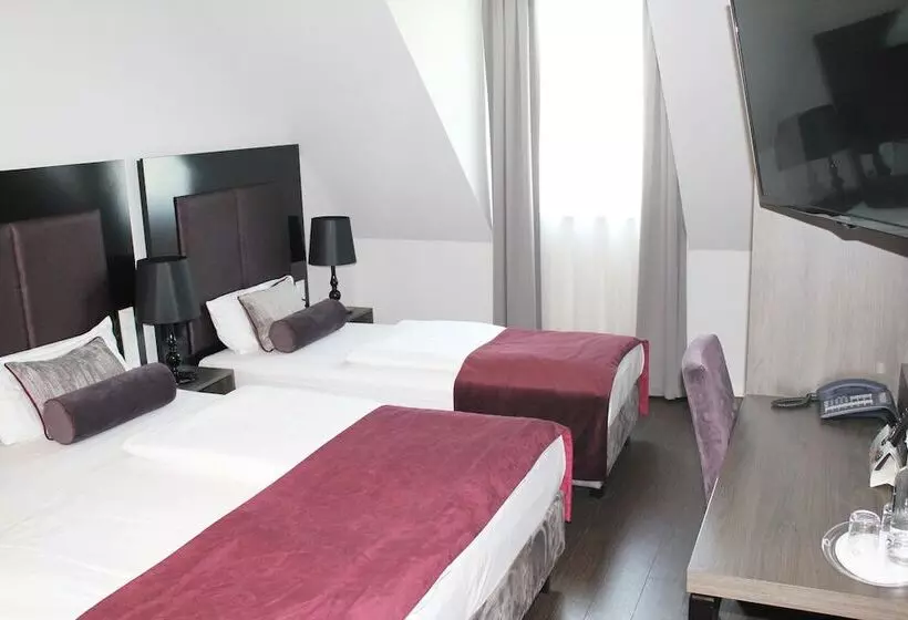 Fotos del hotel Arena An Der Friedberger Warte:  5