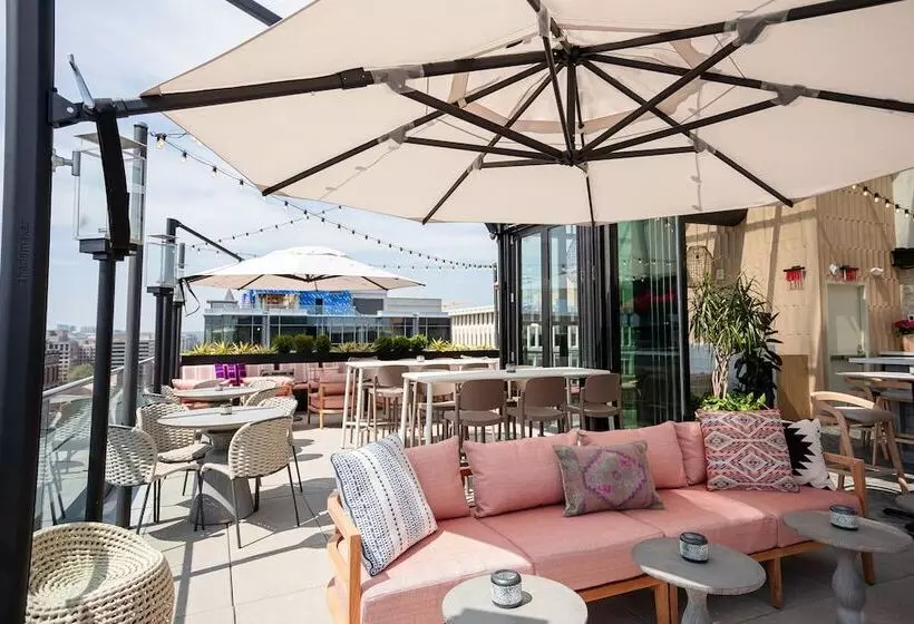Fotos del hotel Moxy Washington Dc Downtown:  5